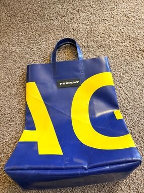 Freitag Miami